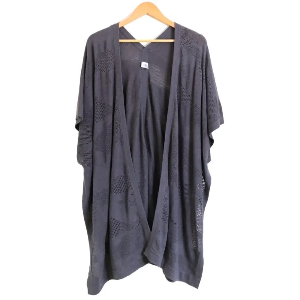 Like New Lululemon Light Wrap Heathered‎ Moonwalk One Size